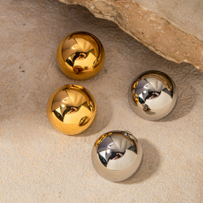 BRIAR Round Earrings