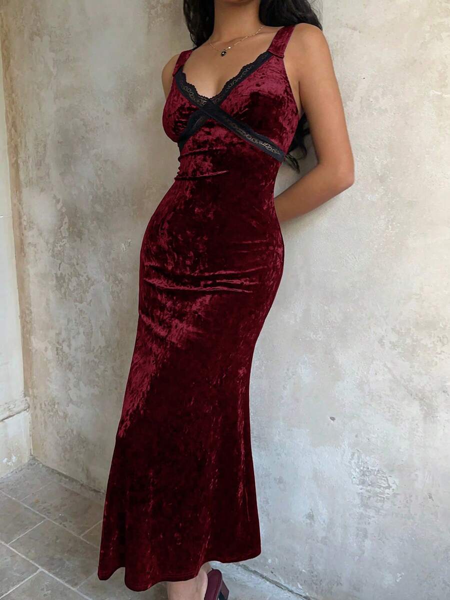Sunnyshic Women's Long Velvet Dress, Black, Autumn, Deep V-Neck, Contrast Lace, Waist Cinched, Slim, Sexy, Elegant Party Dress